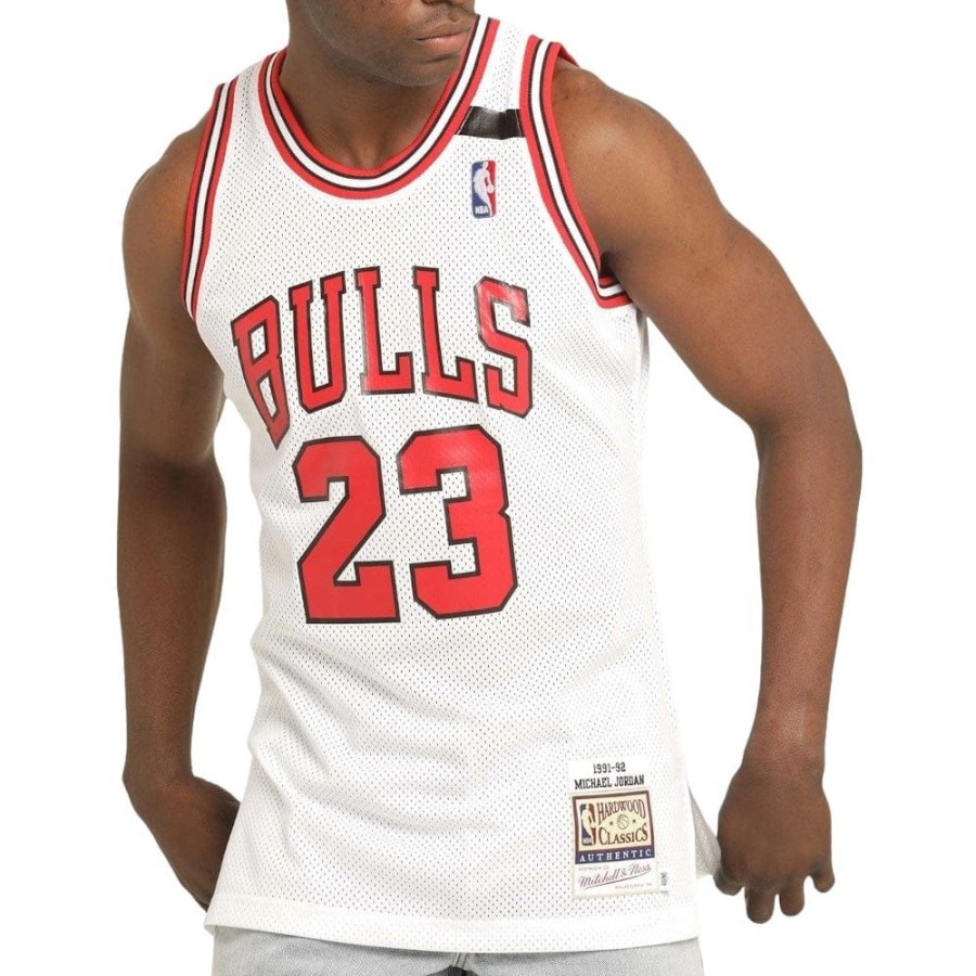 Men Mitchell u0026 Ness Nba Clothing | Mitchell & Ness Authentic Jersey Chicago Bulls Michael Jordan Home 91/92 - White